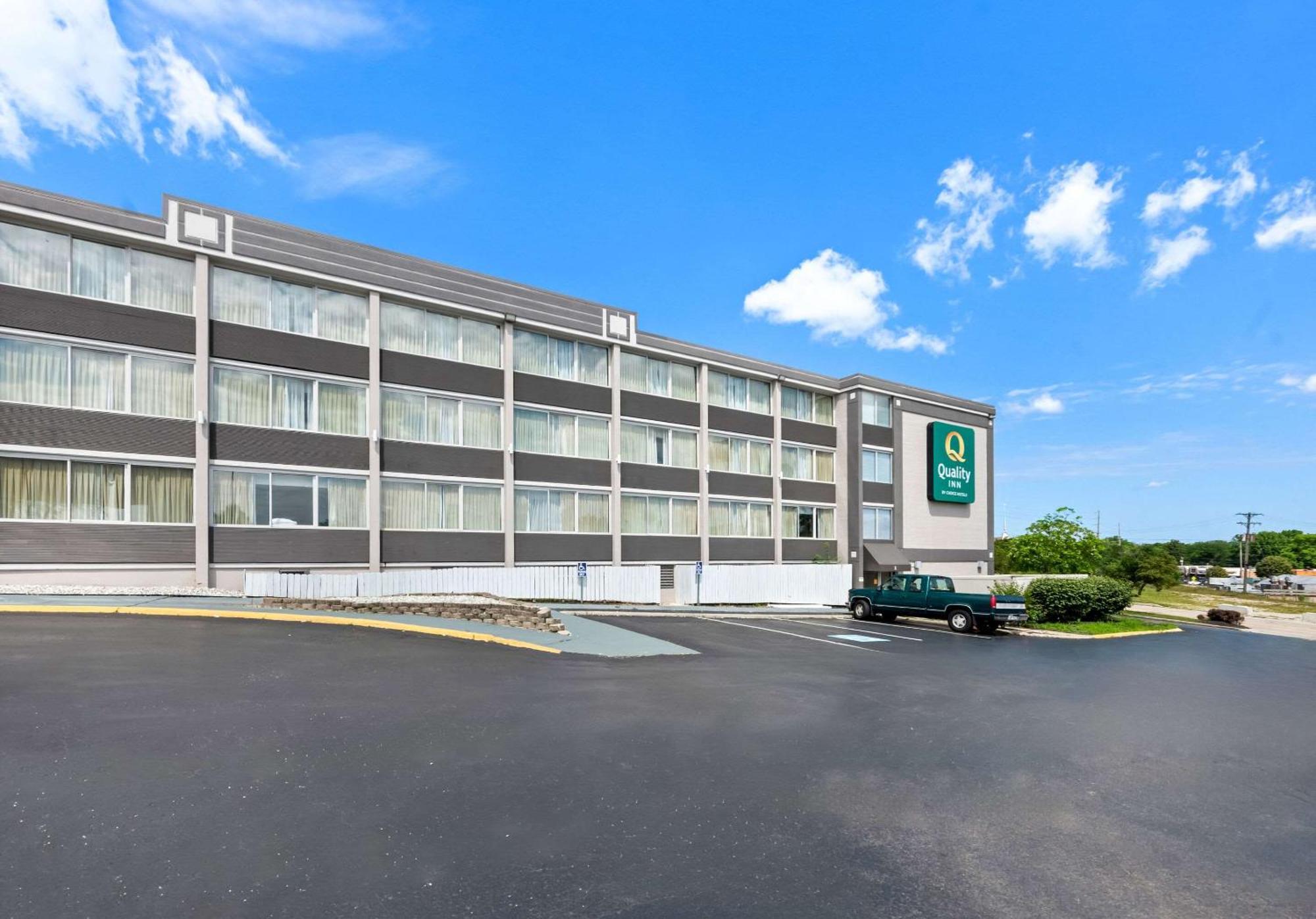 Quality Inn Dayton Airport Englewood Kültér fotó